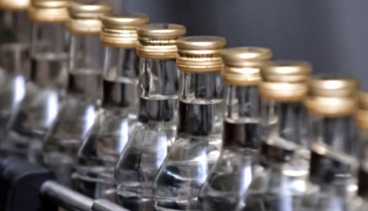 Минимальные цены на алкоголь поднимутся на 11 %