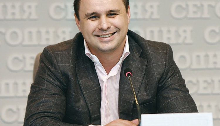 Депутат Микитась за 5 миллионов купил Land Rover