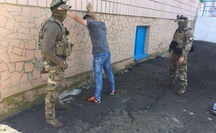 Руководитель исправительного учреждения попался СБУ на взятке в $ 500