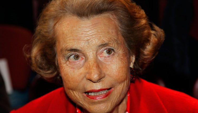 Умерла самая богатая женщина в мире Лилиан Бетанкур