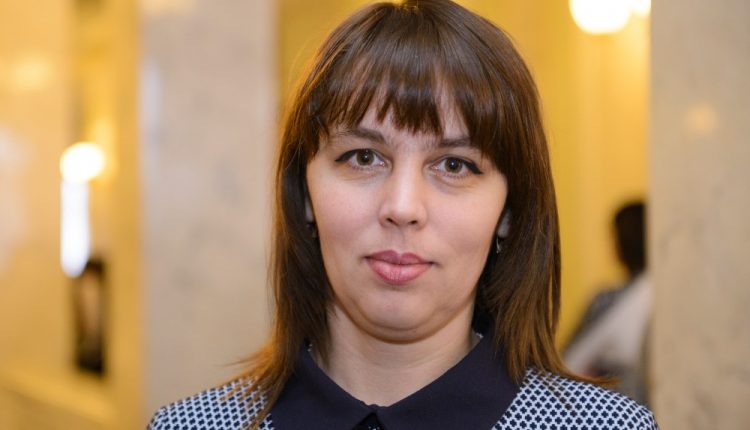 Из “Самопомощи” исключили нардепа, голосовавшую за закон Порошенко