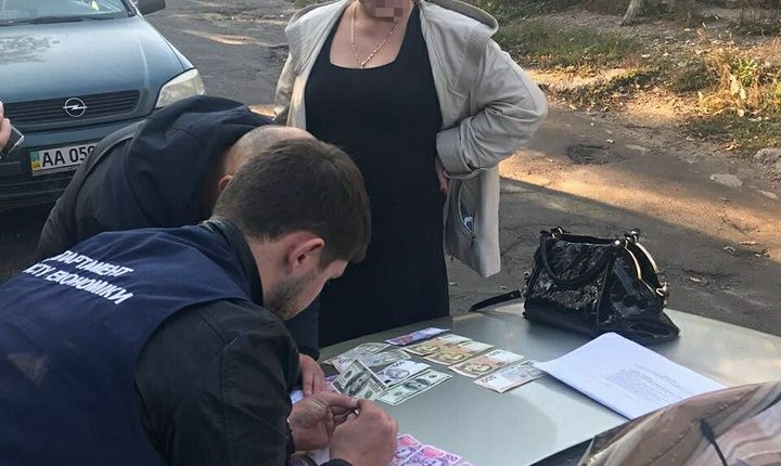 Сотрудники киевских вузов наладили бизнес на иностранцах-неудачниках