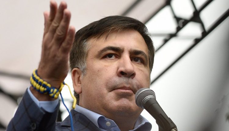 Саакашвили заявил, что не только власть себя плохо ведет, но и оппозиция пассивна