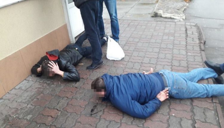 В Киеве банда хакеров похитила у клиентов банков более 10 млн