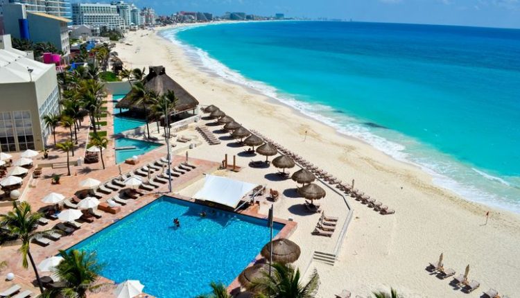 В Мексике предлагают зарплату $10 000 за жизнь на курорте