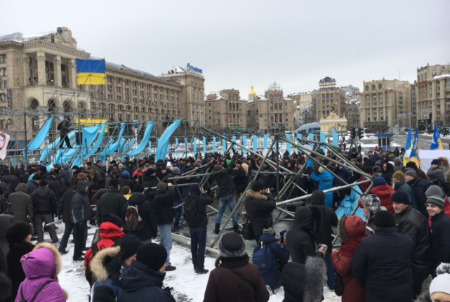 Саакашвили вывели на громкую связь на Майдане