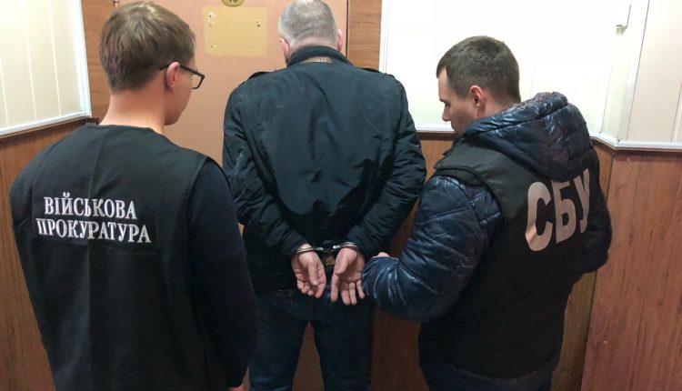 Директора завода “Укроборонпрома” задержали при попытке подкупа прокурора