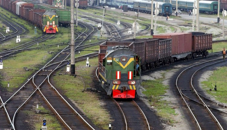 В Киеве топ-железнодорожника подозревают в нанесении убытков на 400 тысяч