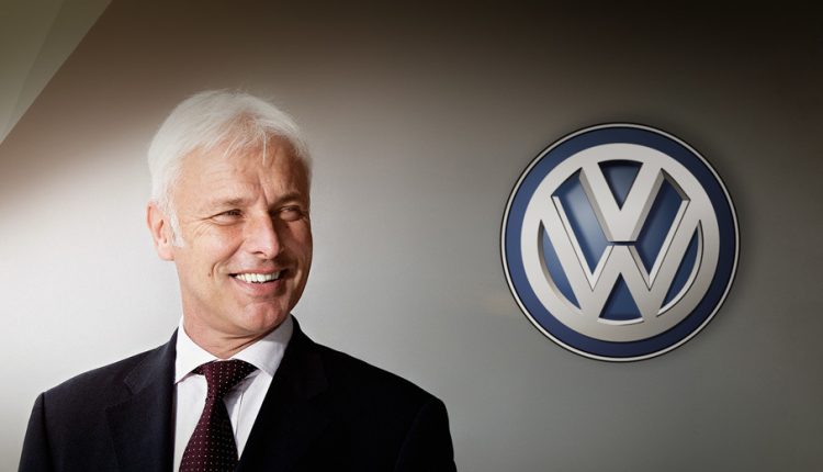 Глава немецкого автоконцерна Volkswagen уйдет в отставку