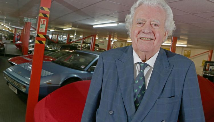 Британский миллионер собрал коллекцию из 400 машин и 65 мотоциклов