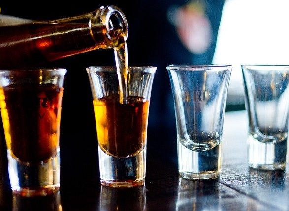 Эксперты назвали самые крепкие алкогольные напитки мира