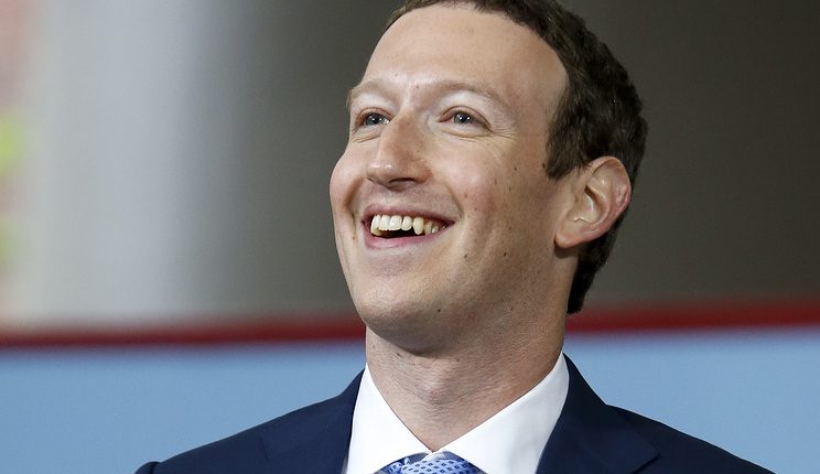 Цукерберг стал третьим в рейтинге самых богатых людей в мире