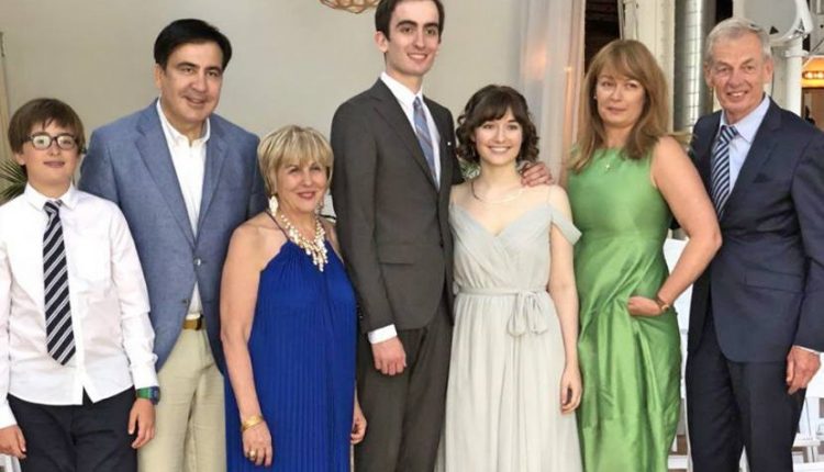 Старший сын Саакашвили сыграл свадьбу в США