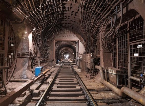 Киевские власти утвердили проект метро на Виноградарь