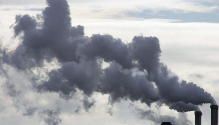 По мнению ученых, из-за грязного воздуха население планеты тупеет