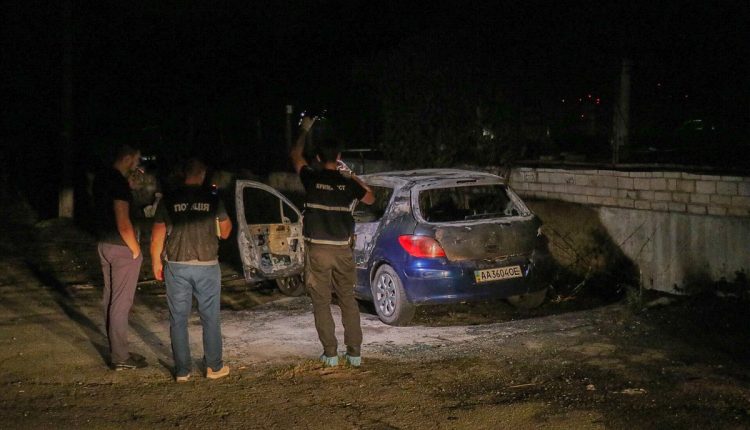 Автомобиль грабителей ювелирного в Киеве нашли сожжённым