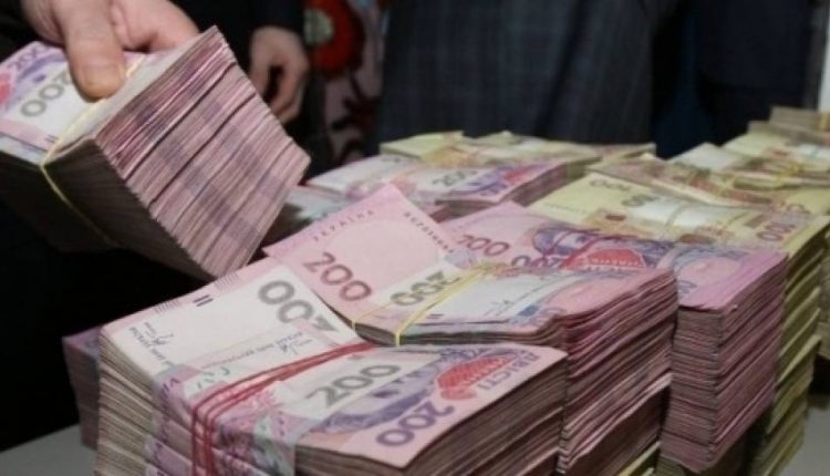 В Киеве чиновника Пенсионного фонда подозревают в хищениях в особо крупных размерах