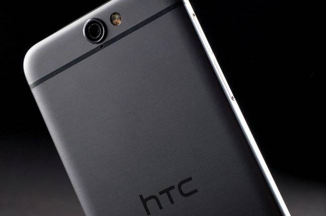 Компания HTC прекращает выпуск смартфонов