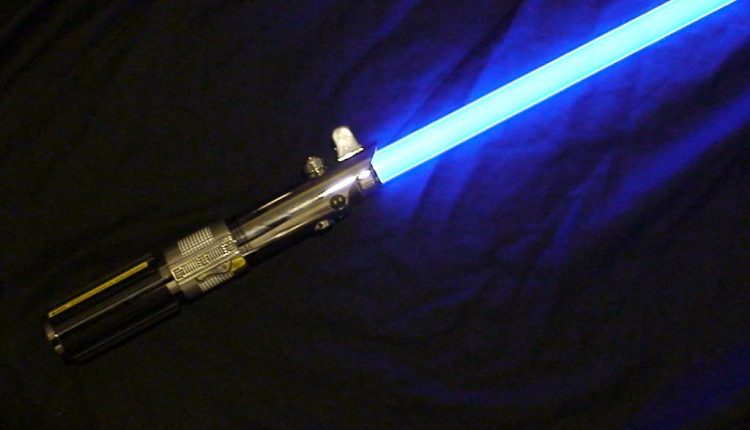 Световой меч Скайуокера продали с аукциона за 135 тысяч фунтов