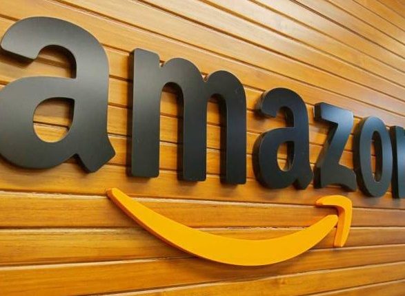 Компания Amazon выпустила управляемую голосом микроволновку