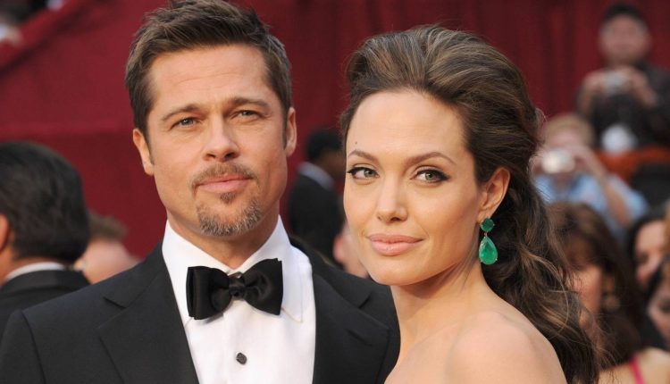Дети Анджелины Джоли и Брэда Питта будут жить с разными родителями
