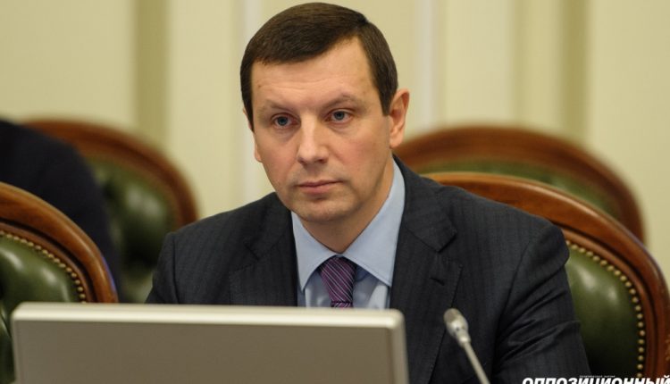 Парламентский комитет одобрил снятие неприкосновенности с нардепа Сергея Дунаева