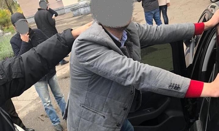 Депутата горсовета задержали на Киевщине за вымогательство $2 тысяч