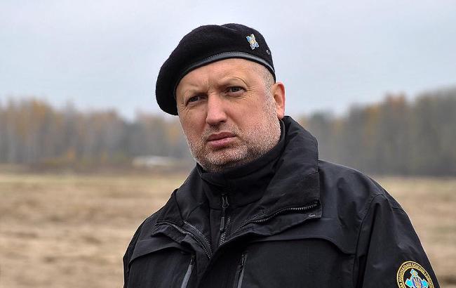 Турчинов заявил о созыве СНБО для объявления военного положения