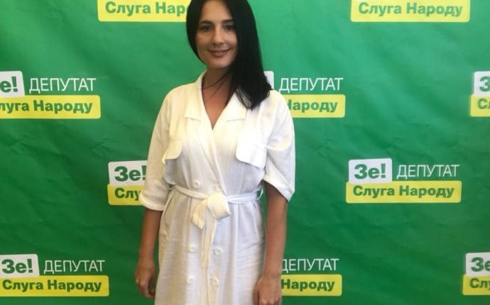 Дочь продюсера “Лиги смеха” с бизнесом в Крыму получит место в Раде