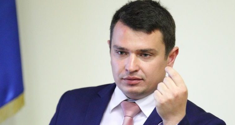 Директор НАБУ Артем Сытник заработал в июле 169 тысяч