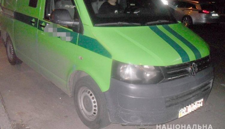В Киеве из автомобиля инкассаторов похитили более 1 млн гривен