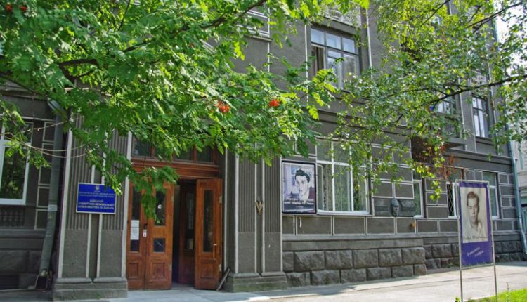 Чиновник Госуправления делами незаконно завладел недвижимостью в центре Киева