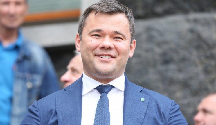 Стало известно, сколько заработал в ноябре Андрей Богдан