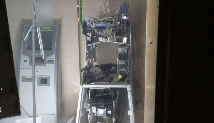 В Харькове ночью взорвали очередной банкомат “Ощадбанка”