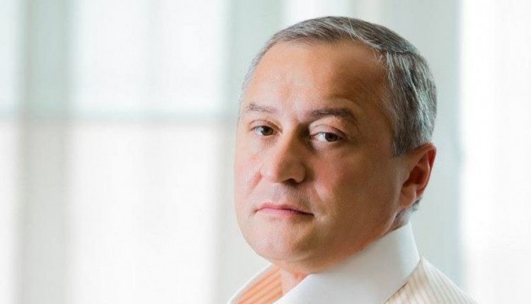 Суд закрыл часть дела экс-нардепа Геннадия Бобова