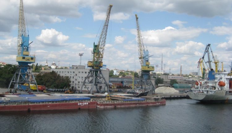 АМКУ согласовал передачу в концессию порта Херсон