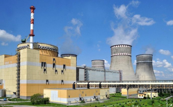 Украинские АЭС сократили производство электроэнергии до самых низких показателей в истории