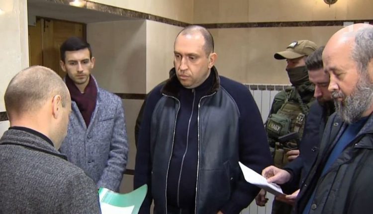 Судья ВАКС снял электронный браслет и все обязательства с Вадима Альперина