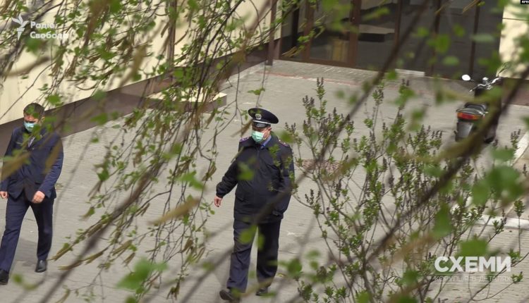 Слуги народа удвоили бюджет налоговой милиции, которую обещал ликвидировать Зеленский