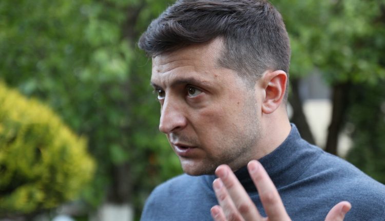 Зеленский считает справедливым телеканал Ахметова, который его не критикует