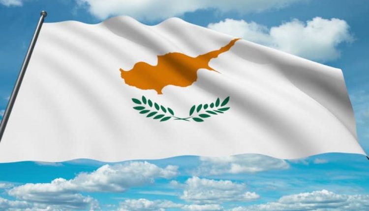 Кипр и другие: Названы крупнейшие страны-кредиторы Украины