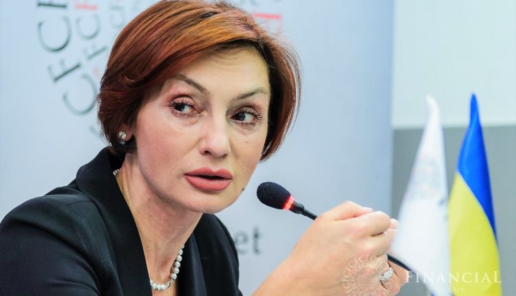 Рожкова заявила, что НБУ уже не влияет на судебные дела Коломойского с “Приватбанком”