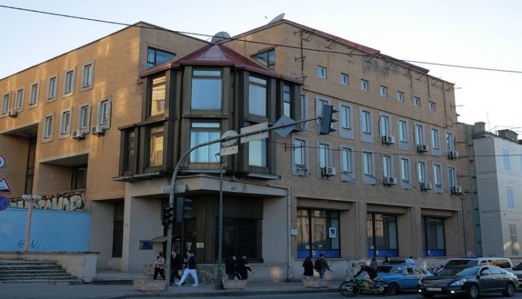 ФГВФЛ выставил на продажу за 300 млн офис “Родовид Банка” на Подоле