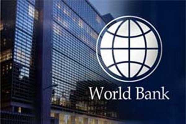 Александр Гончаров: “Уже и Всемирный банк предрекает Украине еще более тяжелые времена”