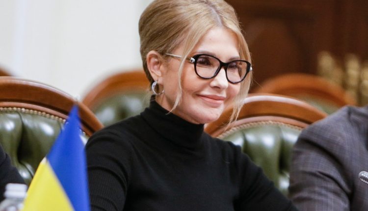 Тимошенко заявила, что ее трудно обвинить в том, что она за олигархов
