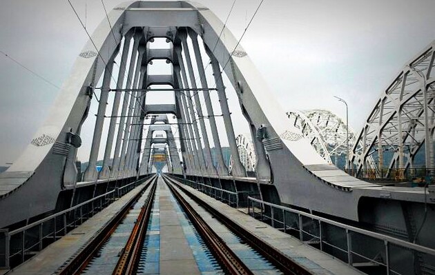 Кабмин направил 500 млн на достройку Дарницкого моста