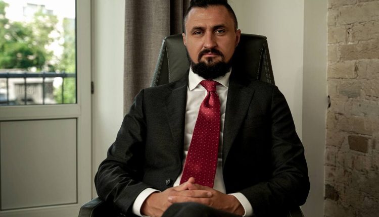 Бывший менеджер Ахметова может возглавить “Укрзализныцю”