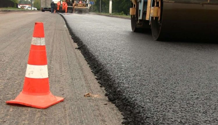 АМКУ оштрафовал на 45 млн три компании за сговор на торгах по ремонту дорог