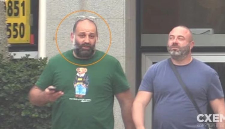 Міндіч утік з країни незадовго до обшуку