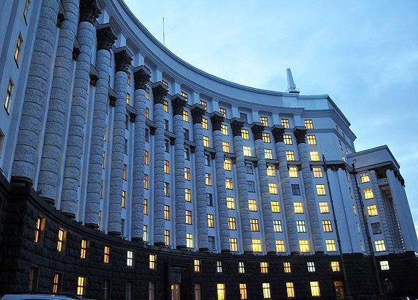 Кабмин “вольет” еще 10 млрд в Ощадбанк и Укрэксимбанк